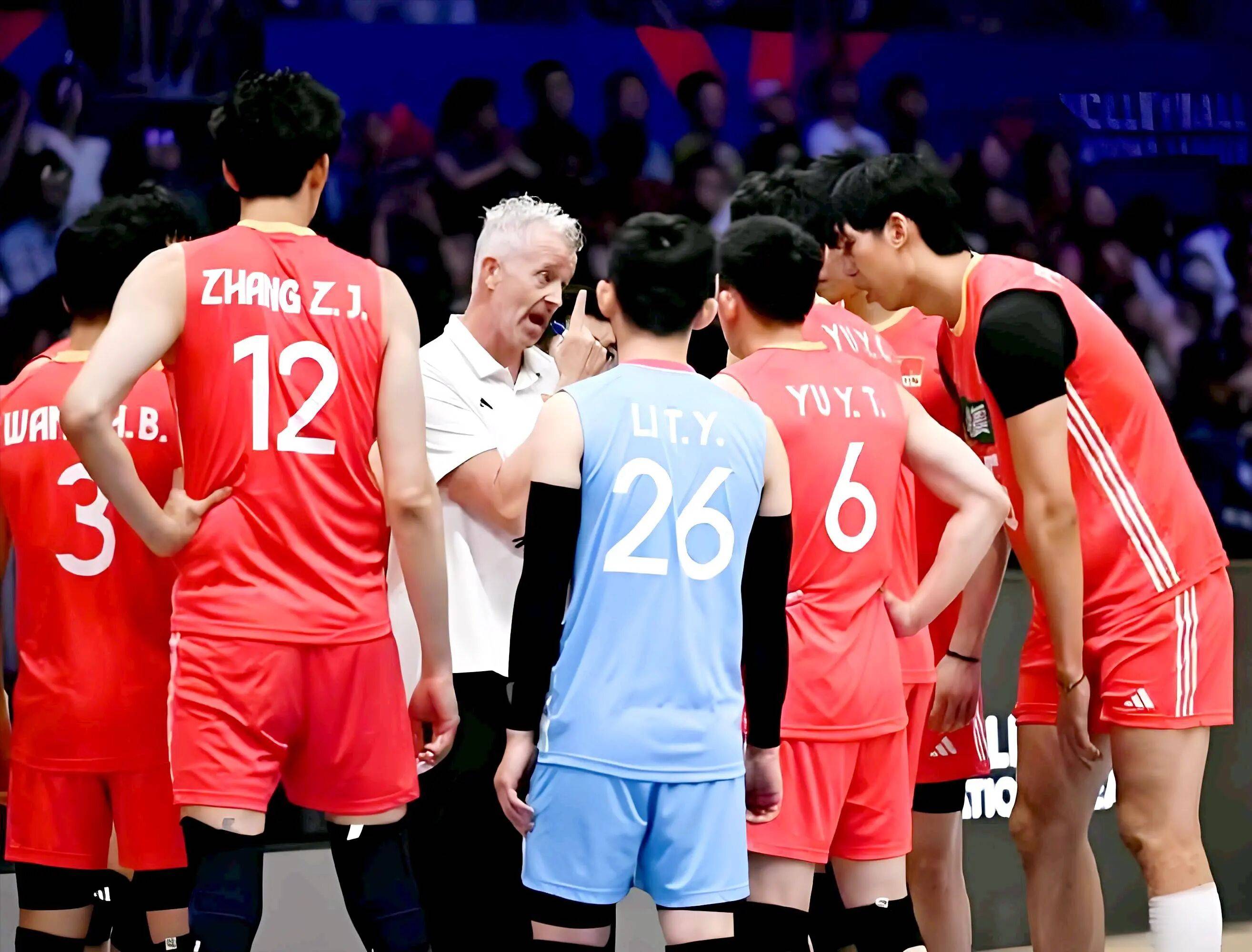 包含捷克球队表现抢眼，晋级令人印象深刻的词条